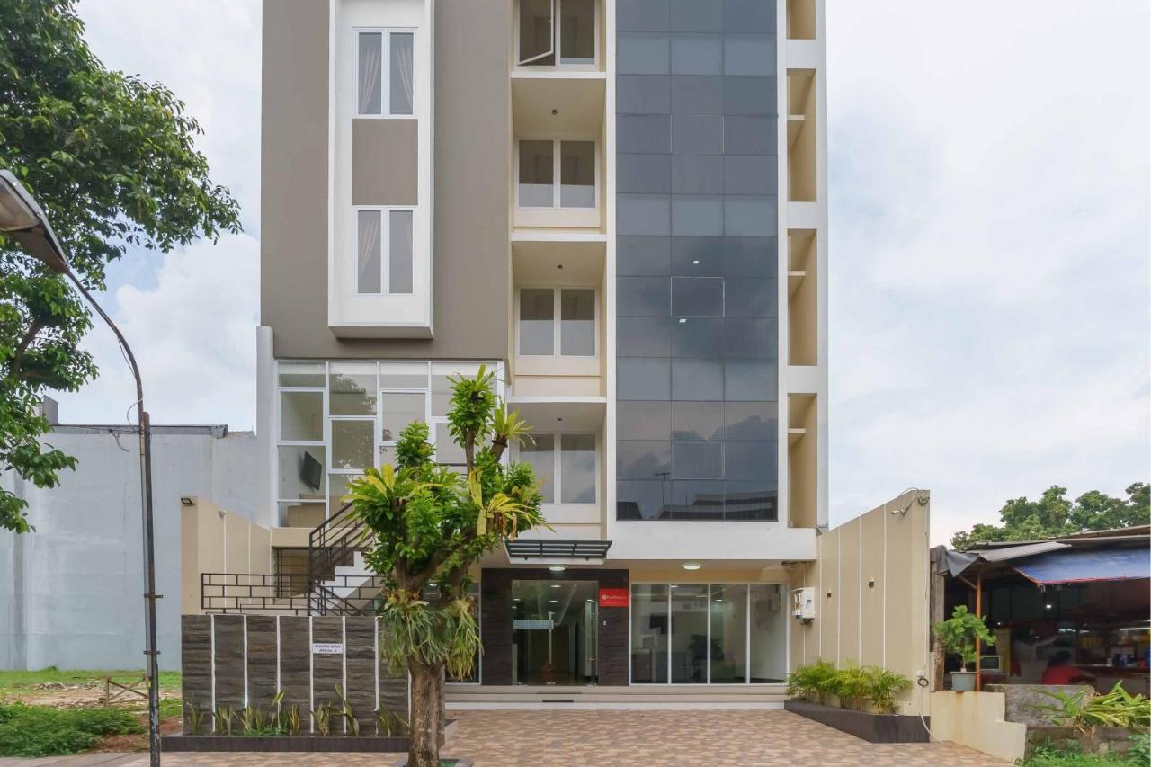 Reddoorz Plus Near Eka Hospital Bsd 5 Dadap Dış mekan fotoğraf