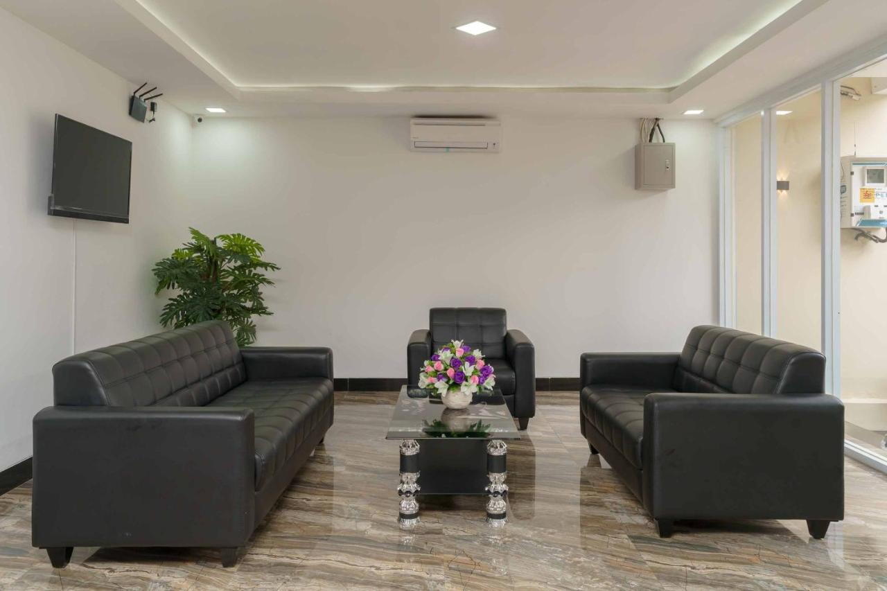 Reddoorz Plus Near Eka Hospital Bsd 5 Dadap Dış mekan fotoğraf