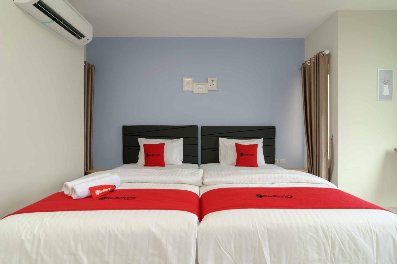 Reddoorz Plus Near Eka Hospital Bsd 5 Dadap Dış mekan fotoğraf