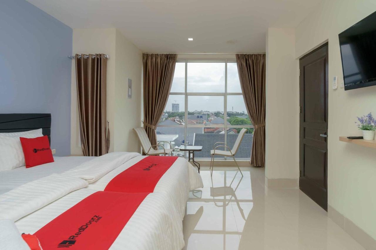 Reddoorz Plus Near Eka Hospital Bsd 5 Dadap Dış mekan fotoğraf
